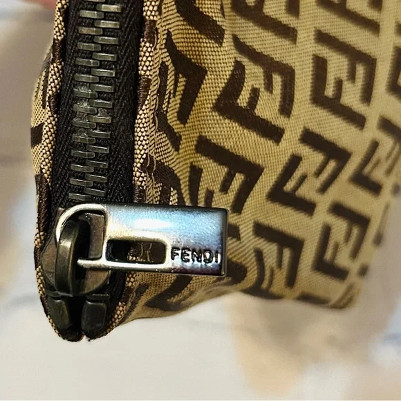 Fendi Zucca Brown Canvas Monogram Zipper Pouch & Fendi Box (EUC) - Picture 8 of 12